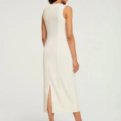 Robe Coupe Extra-longue Tendance 7 Robe Coupe Extra-longue Tendance -Feminisca Soldes Magasin 083.99EXT64143 A09.049