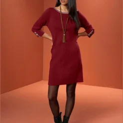 Robe En Tricot Large Encolure Ronde