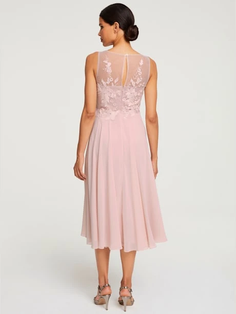 Robe De Cocktail Fermeture Boutonnée Dans Le Cou 3 Robe De Cocktail Fermeture Boutonnée Dans Le Cou – Image 3