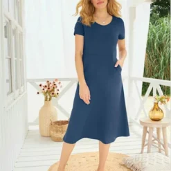 Robe En Jersey Large Encolure Ronde