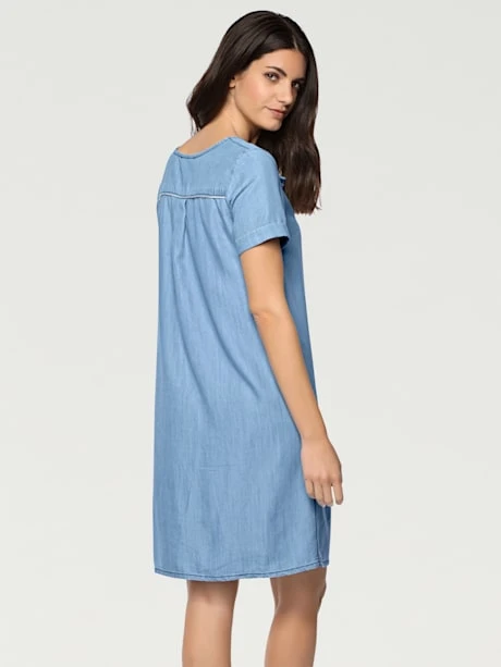 Robe En Jean Look Décontracté Tendance 5 Robe En Jean Look Décontracté Tendance – Image 5