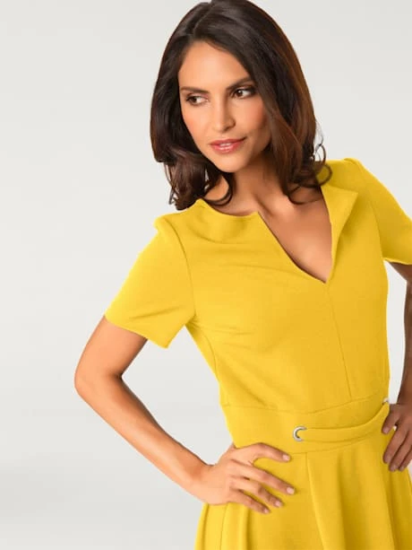 Robe Princesse œillets Décoratifs à La Taille 5 Robe Princesse œillets Décoratifs à La Taille – Image 5