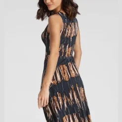 Buffalo Robe En Jersey Lien à Nouer à L'encolure -Feminisca Soldes Magasin 89501275 811c 50b7 b2a6 228fbb659f4b